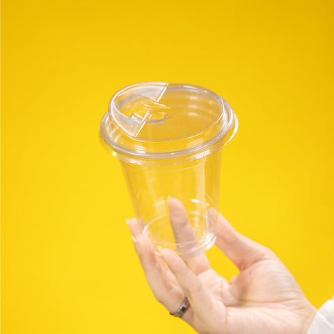 كاسات بلاستيك